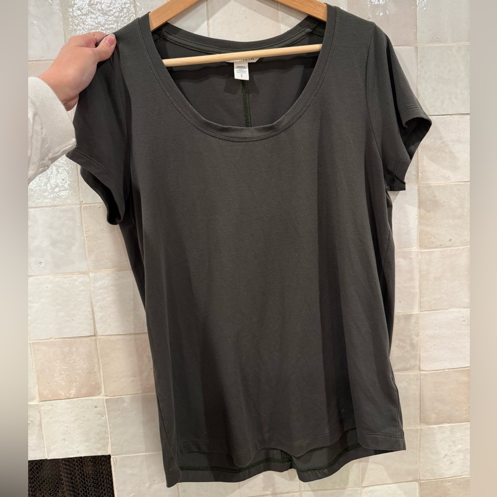 Athleta Super Soft Tee Size Small